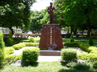 李遠華銅像